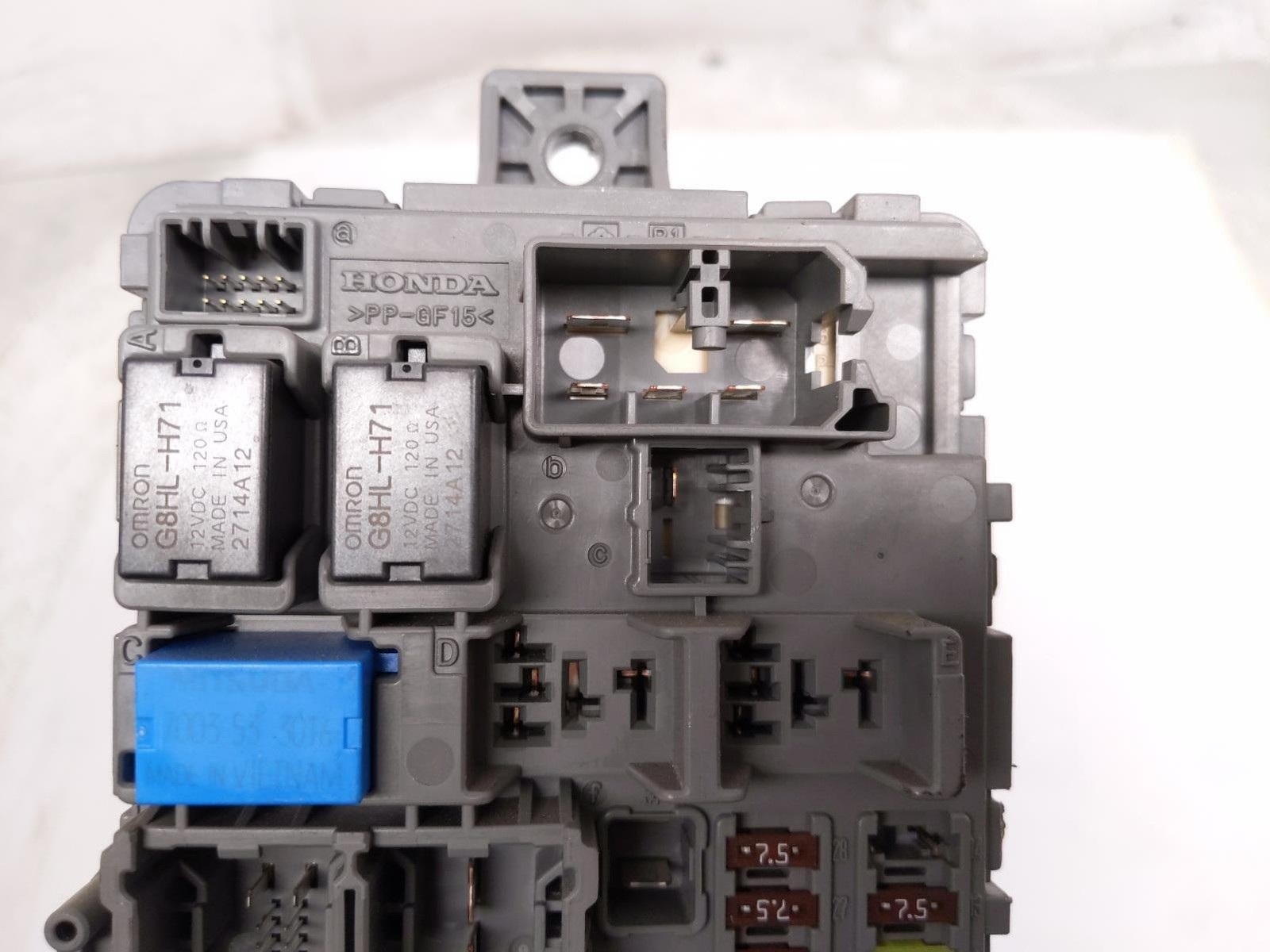 2014-2017 Honda Odyssey Cabin Room Inside Fuse Box 38200-Tk8-A23 *Damaged Tabs