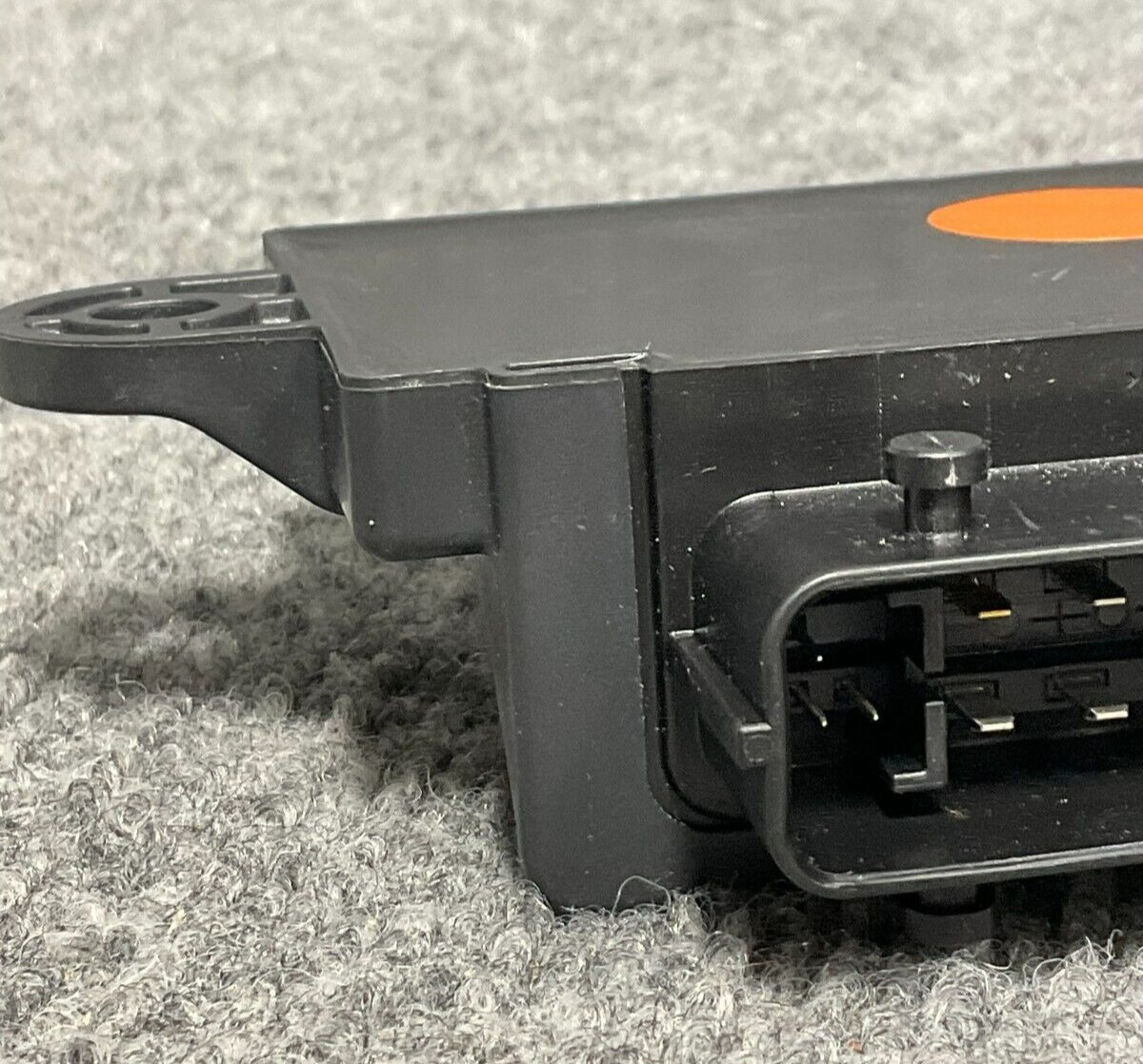 2019-2023 Genesis G70 Fuel Pump Control Module Computer Unit OEM 33040-J5000