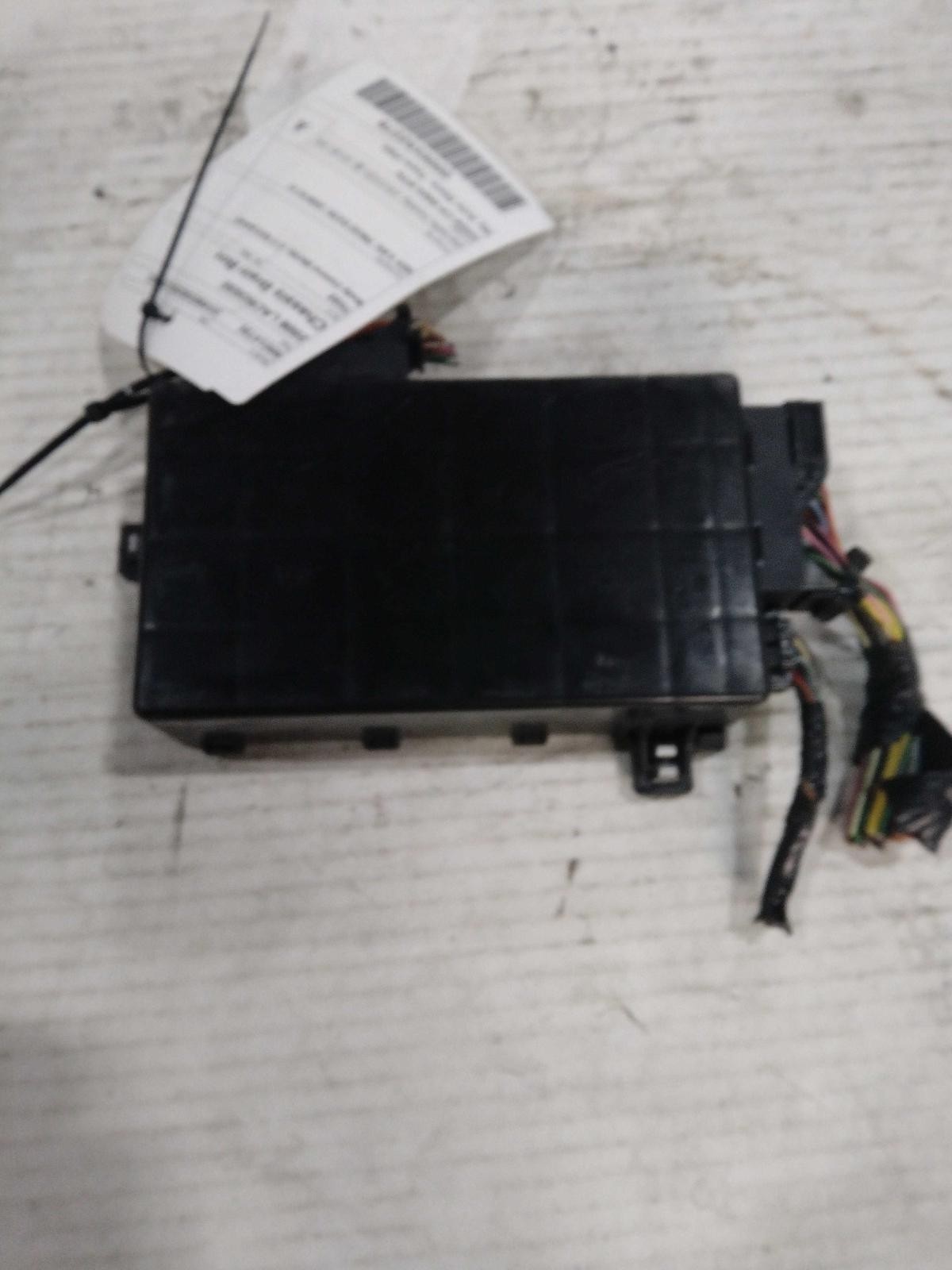 Used Body Control Module fits: 2008 Buick Lacrosse Body Control BCM LH kick pane