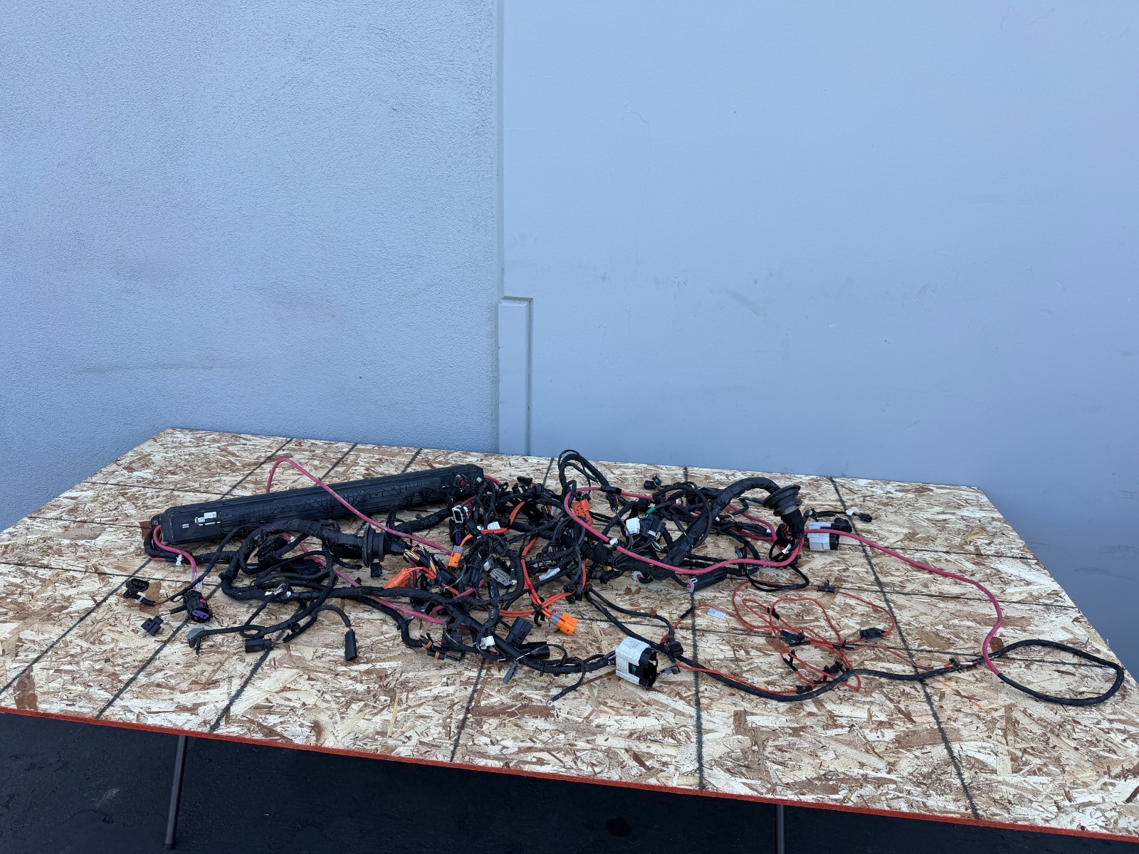 ENGINE BAY WIRE HARNESS COMPLETE ASSEMBLY LUCID AIR (2022-2025) OEM