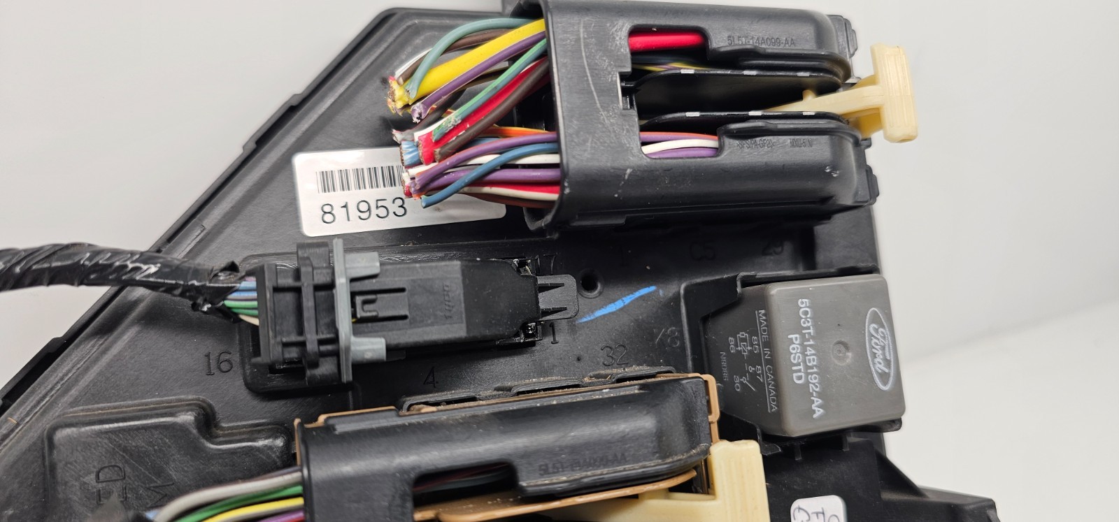 2009-2010 Ford Explorer Interior BCM BODY CONTROL