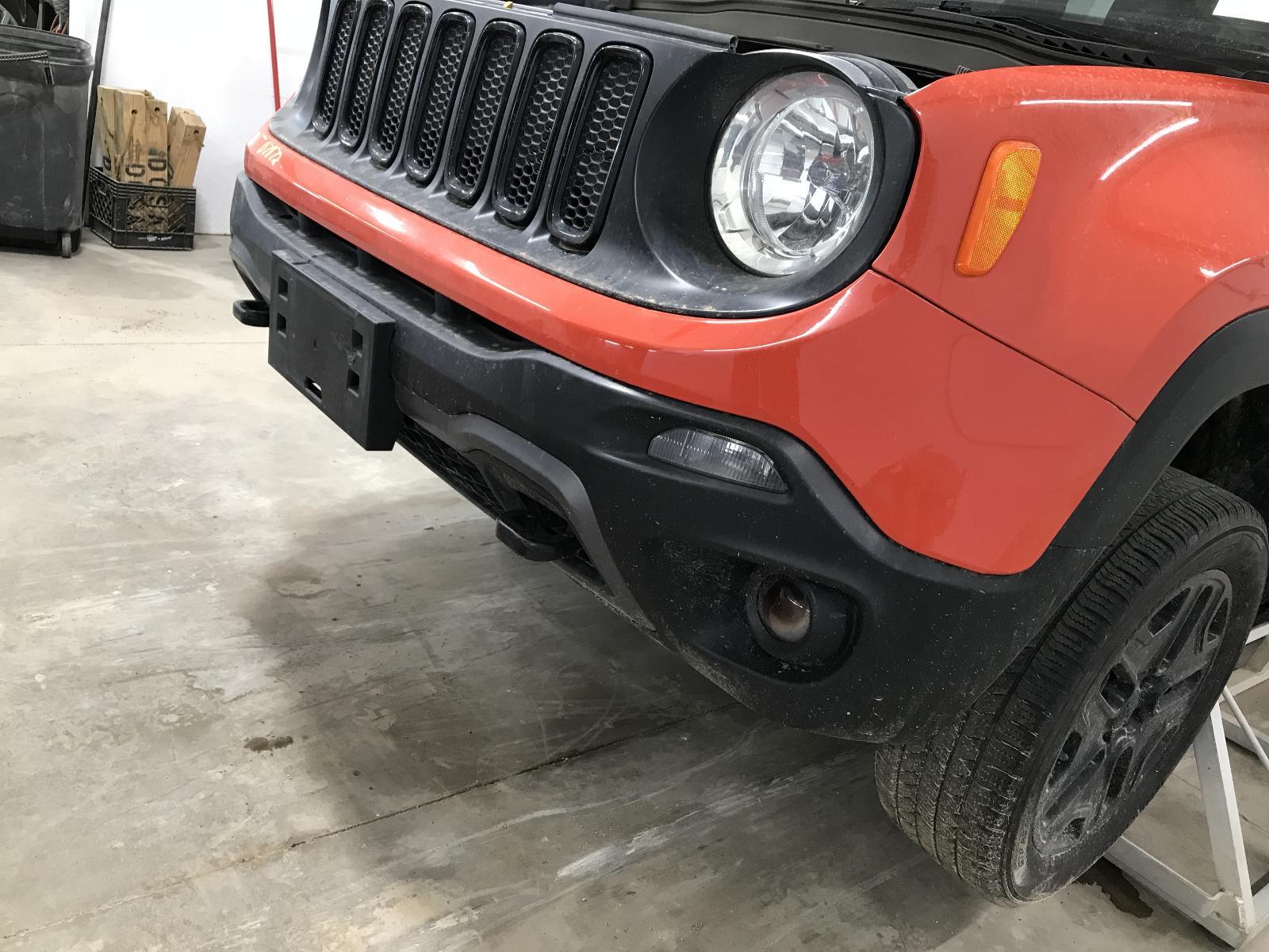 Used Body Control Module fits: 2018 Jeep Renegade Body Control BCM w/passive ent