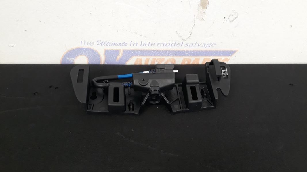 18 CHEVY CAMARO FRONT DATA RECORDER CAMERA 23404614