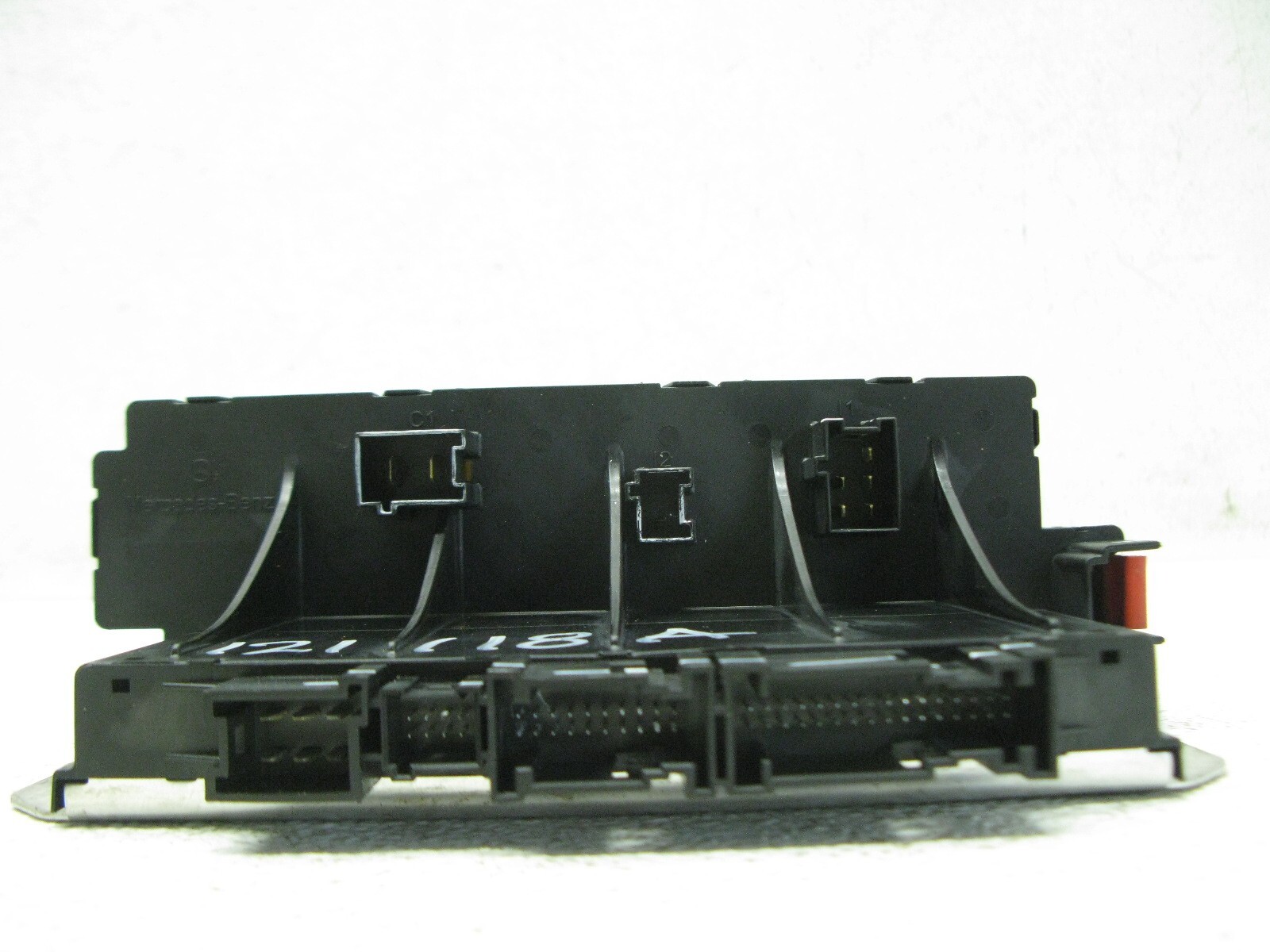 A0325458232 00-06 Mercedes W215 CL55 CL500 LEFT SAM RELAY FUSE BOX MODULE 1218A