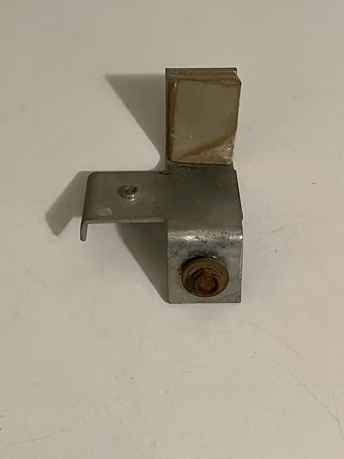1984-86 FORD Truck F150 F250 F350 Bronco OEM Engine Computer PCM Metal Retainer