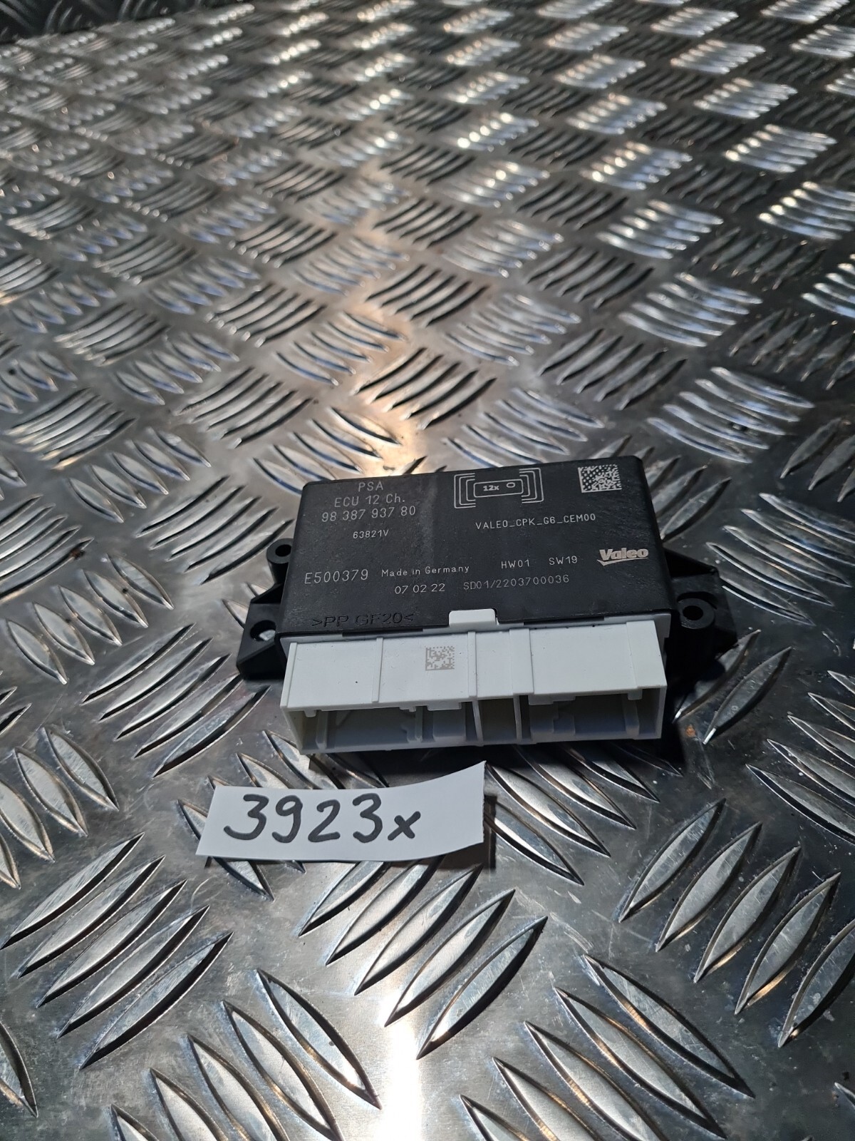 2021 PEUGEOT 208 PDC PARKING SENSORS CONTROL MODULE 9838793780