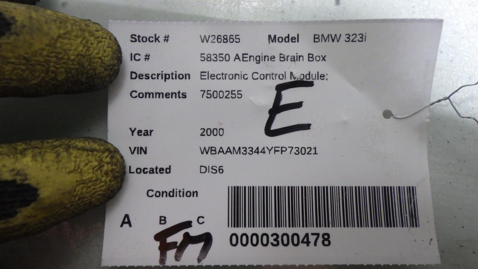 00 BMW 323i Engine Control Module 7500255