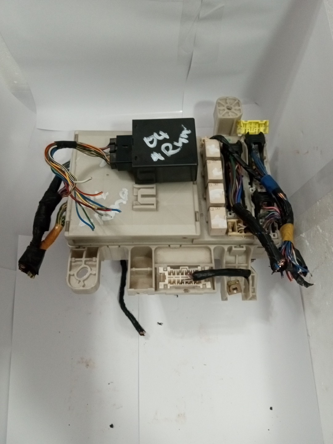 2003 04 05 Toyota 4Runner Dash Panel Junction Control Fuse Box w Flasher Module