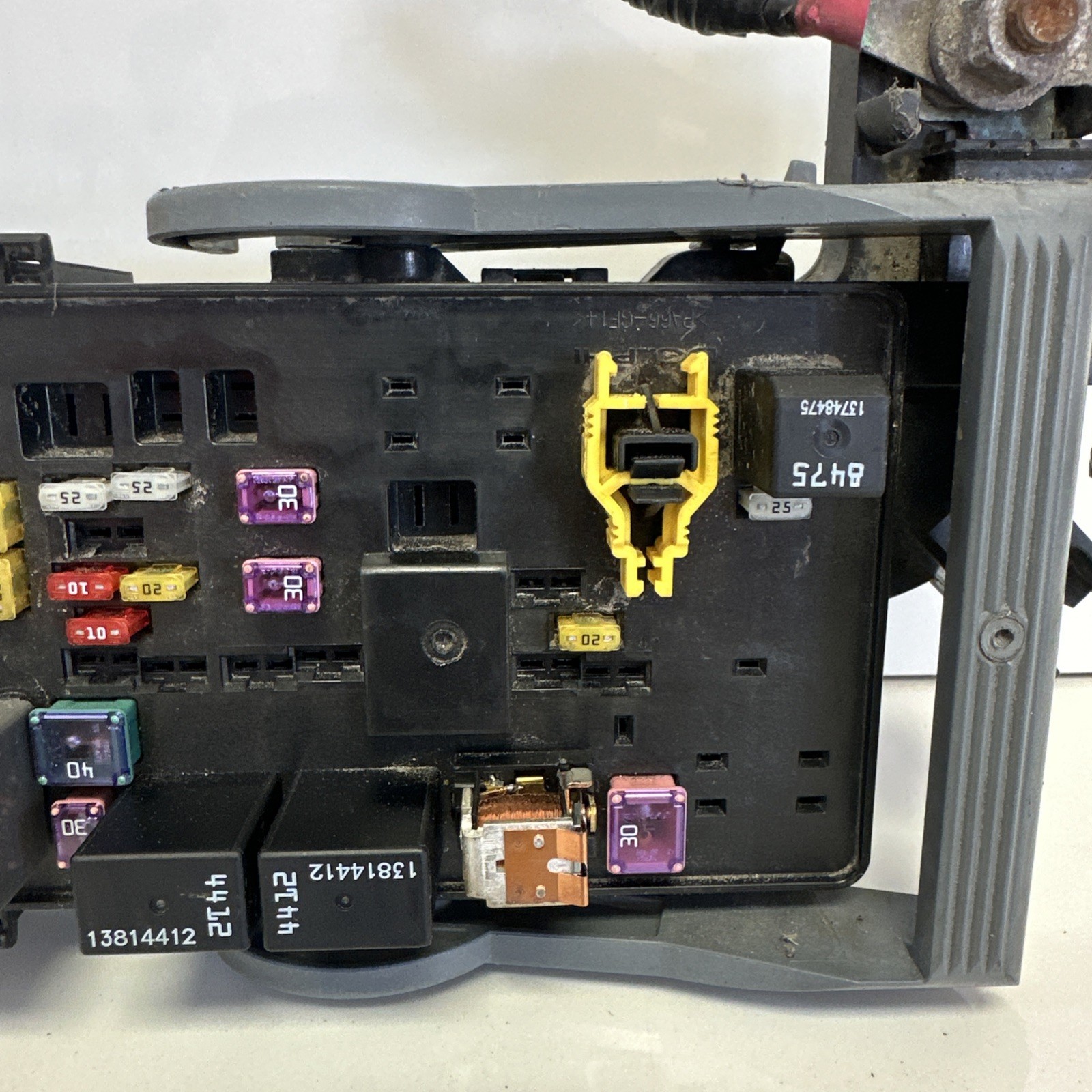 11-19 Dodge Journey 3.6L TIPM Totally Integrated Power Module Box 68143314AA OEM