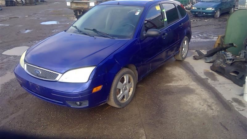 Chassis ECM Fuel Pump Driver Module Fits 00-06 FOCUS 121841