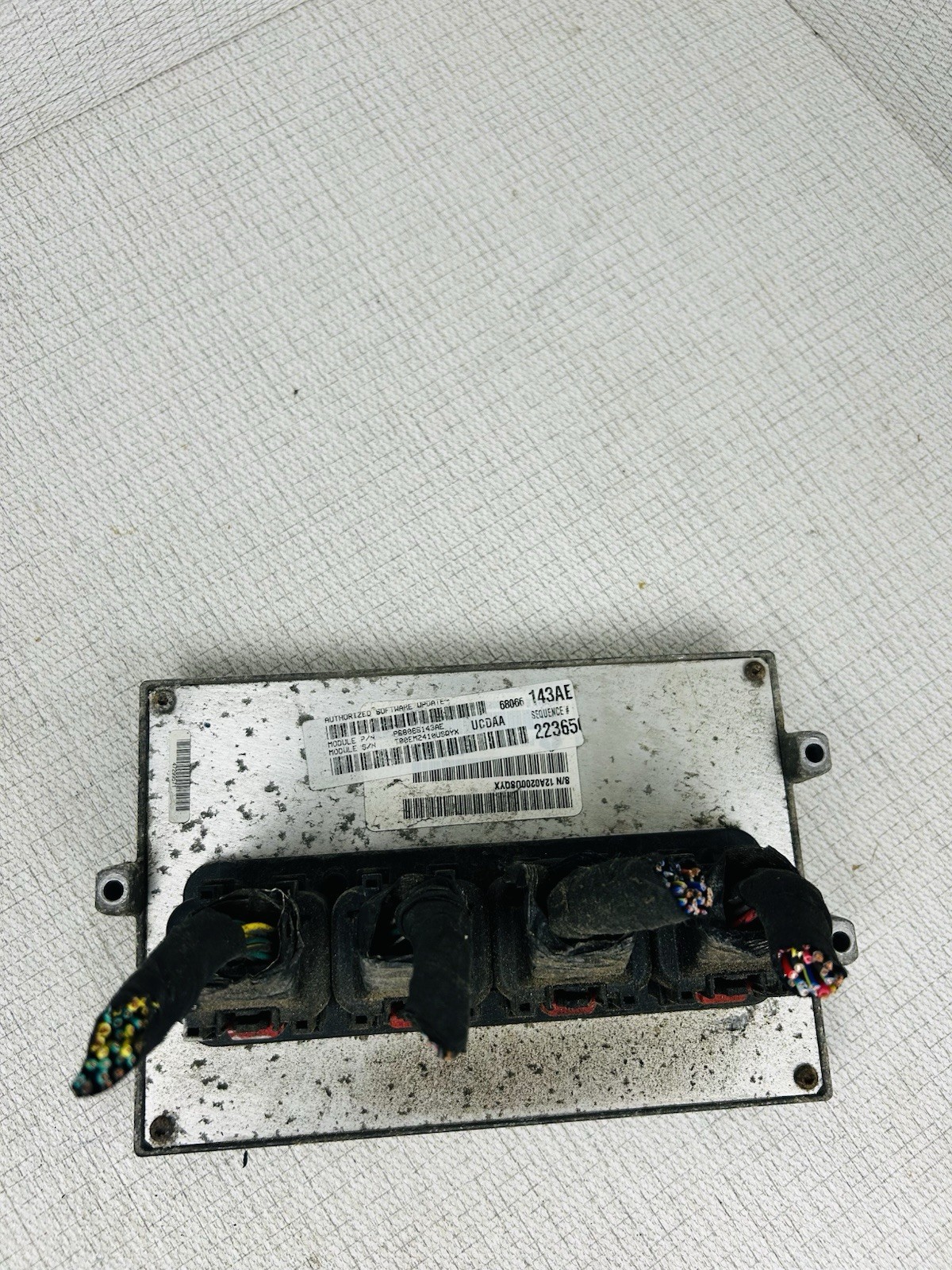 2011 Dodge Ram 5.7L Hemi Engine ECM Electronic Control Module 68066143AE OEM ECU