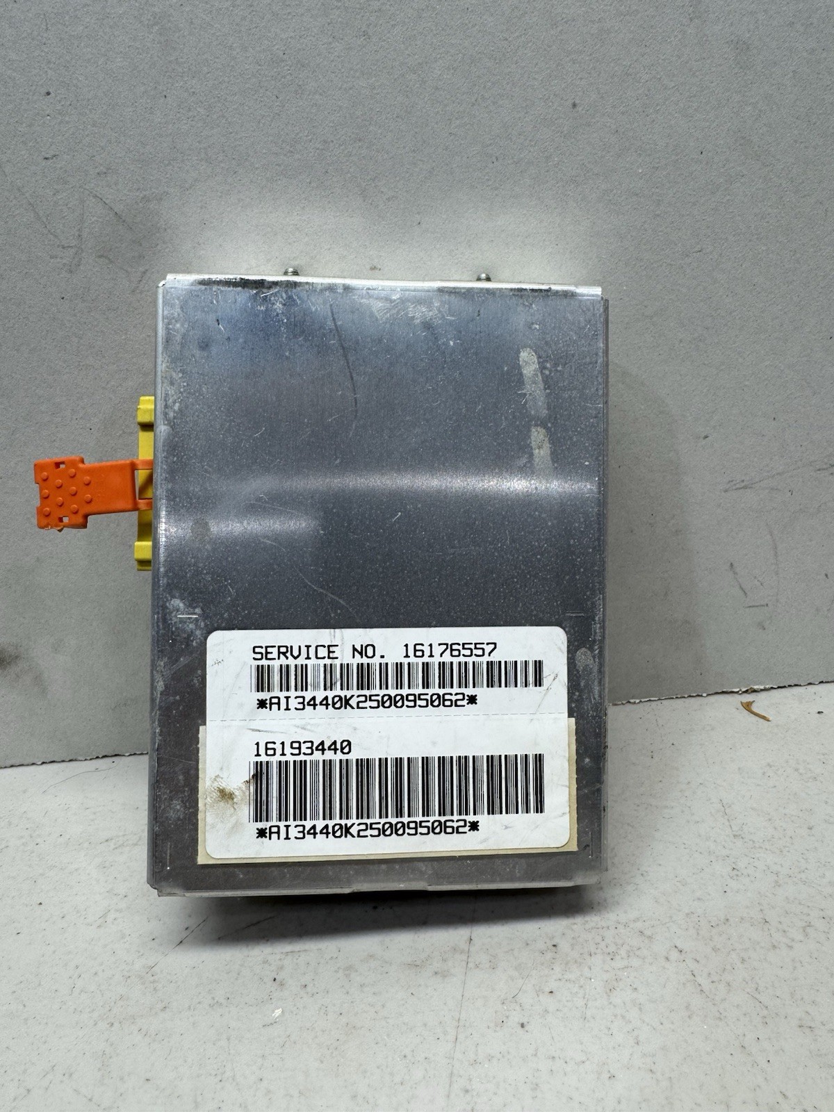 1995-1998 Chevy GMC Truck Suburban Tahoe Yukon Body Control Module 16193440