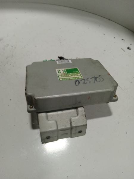 2005-2006 Kia Sorento Control Module Transmission Left Hand Dash 2WD OEM 997952