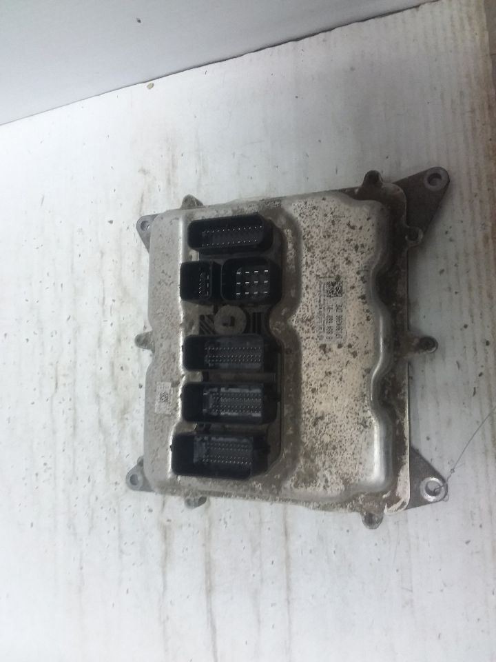 Engine ECM Electronic Control Module Fits 14-18 BMW 320i 8664660