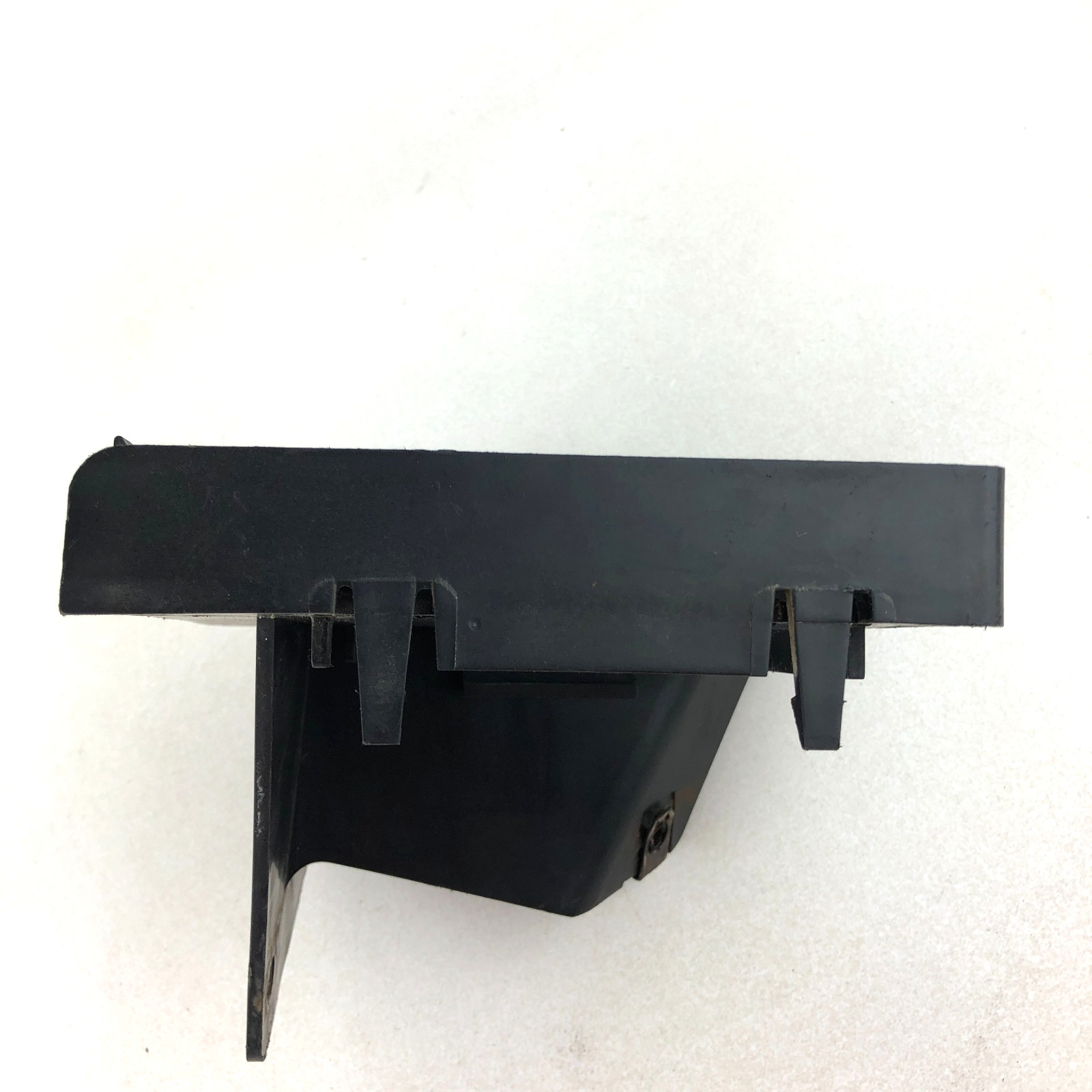 15850348 OEM ECM PCM Engine Control Module Bracket Cadillac Chevrolet GMC Truck