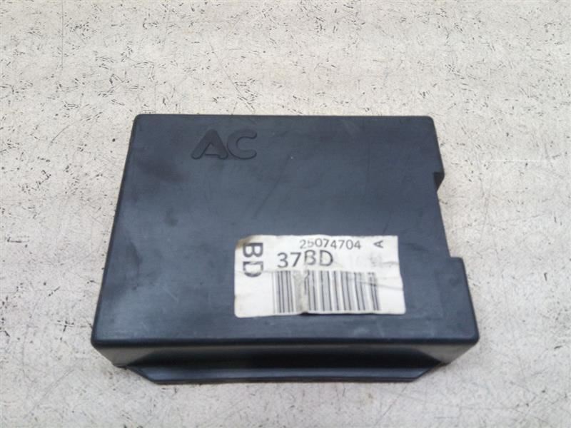 GM Cruise Control Module 25074704 37BD Fits 80’s Car and Trucks b15-191171