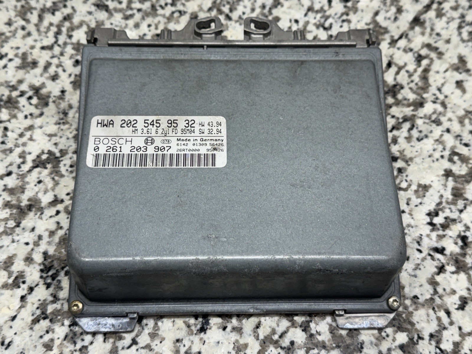 1995 Mercedes-Benz C36 AMG W202 Engine Control Unit ECU Bosch M104 202 545 95 32