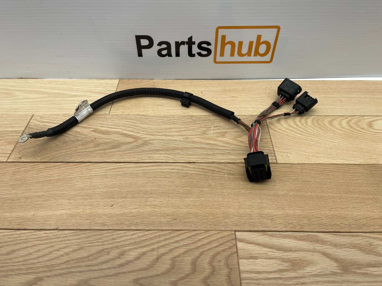 2014-2020 BMW I8 OEM ENGINE WIRING HARNESS ENGINE SUPPLY MODULE 7641810