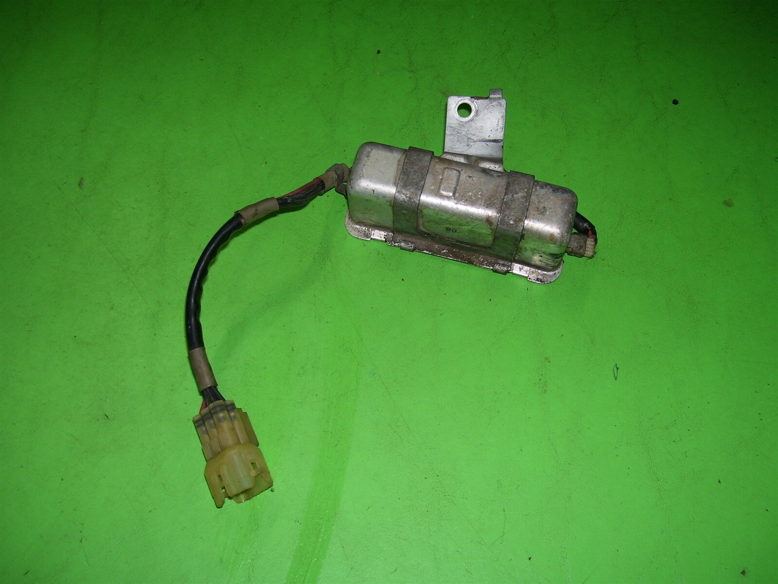 89 Honda Accord Unknown MODULE Located Behind Left Fender