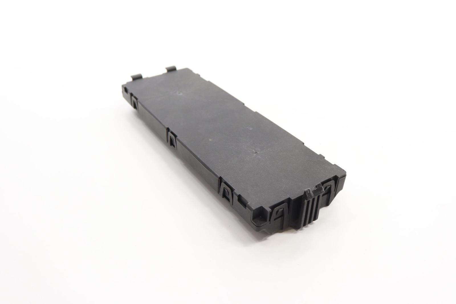 Used Seat Memory Control Module fits: 2022 Chrysler Pacifica Memory driver front