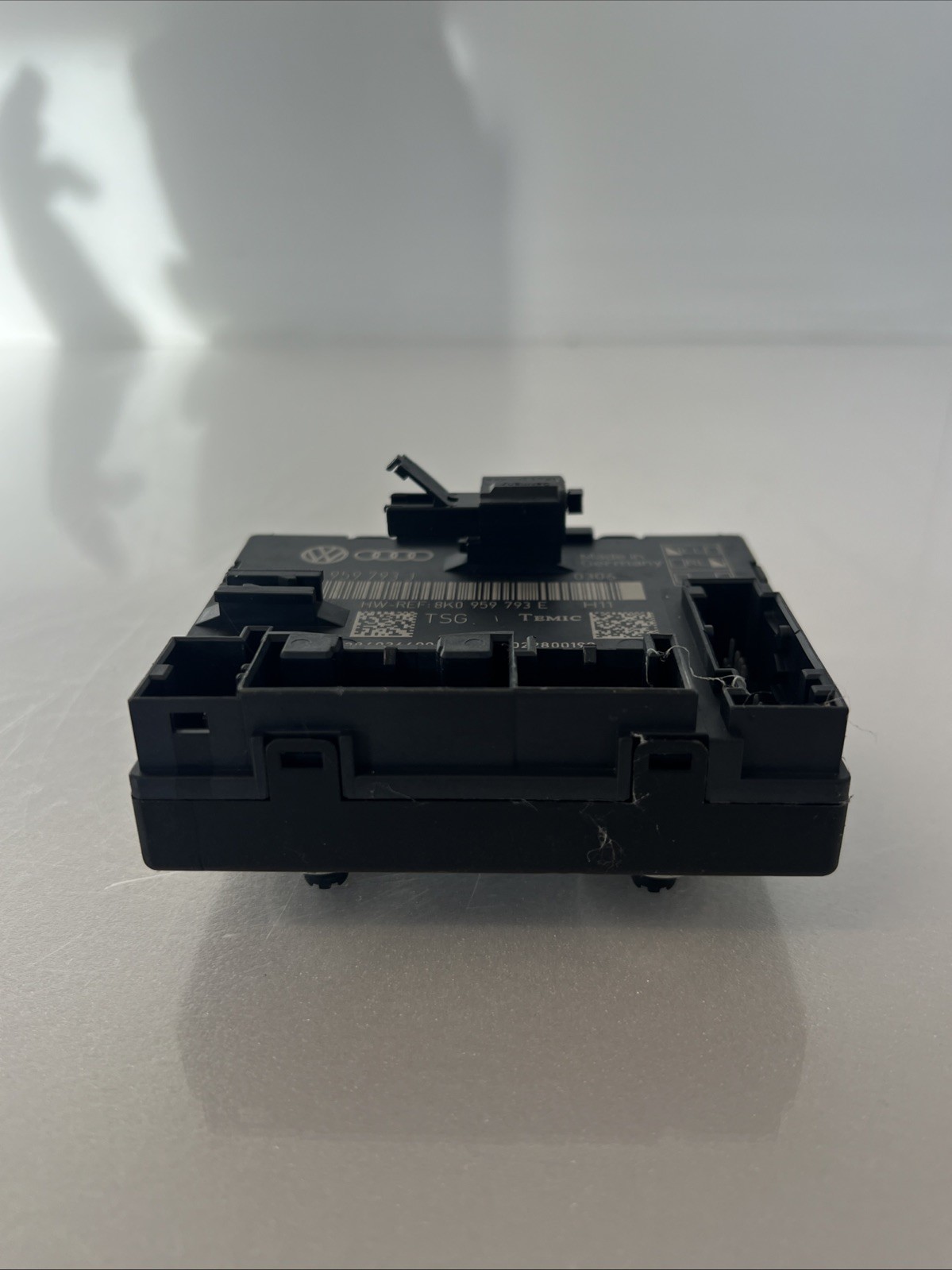 AUDI A4 8K A5 8T DOOR CONTROL MODULE 8K0959793J DRIVERS SIDE