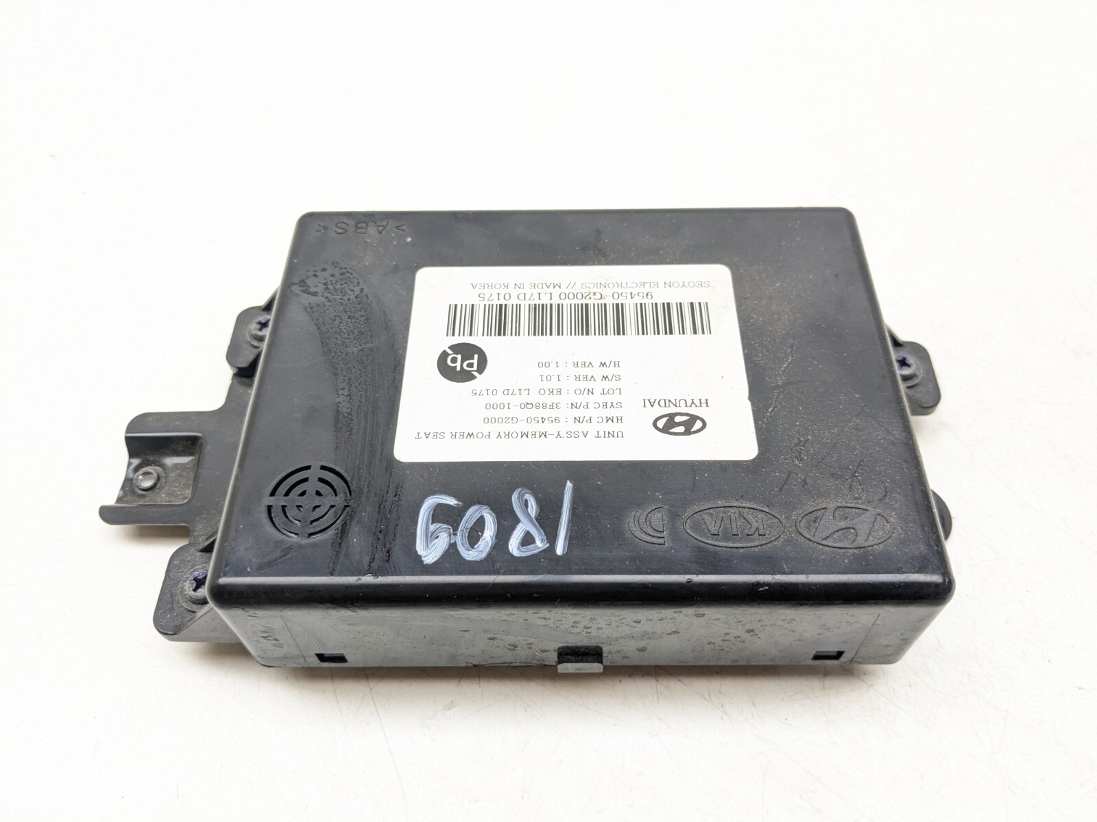 HYUNDAI IONIQ SEAT CONTROL MODULE ECU FRONT RIGHT DRIVER SIDE 95450G2000 2018