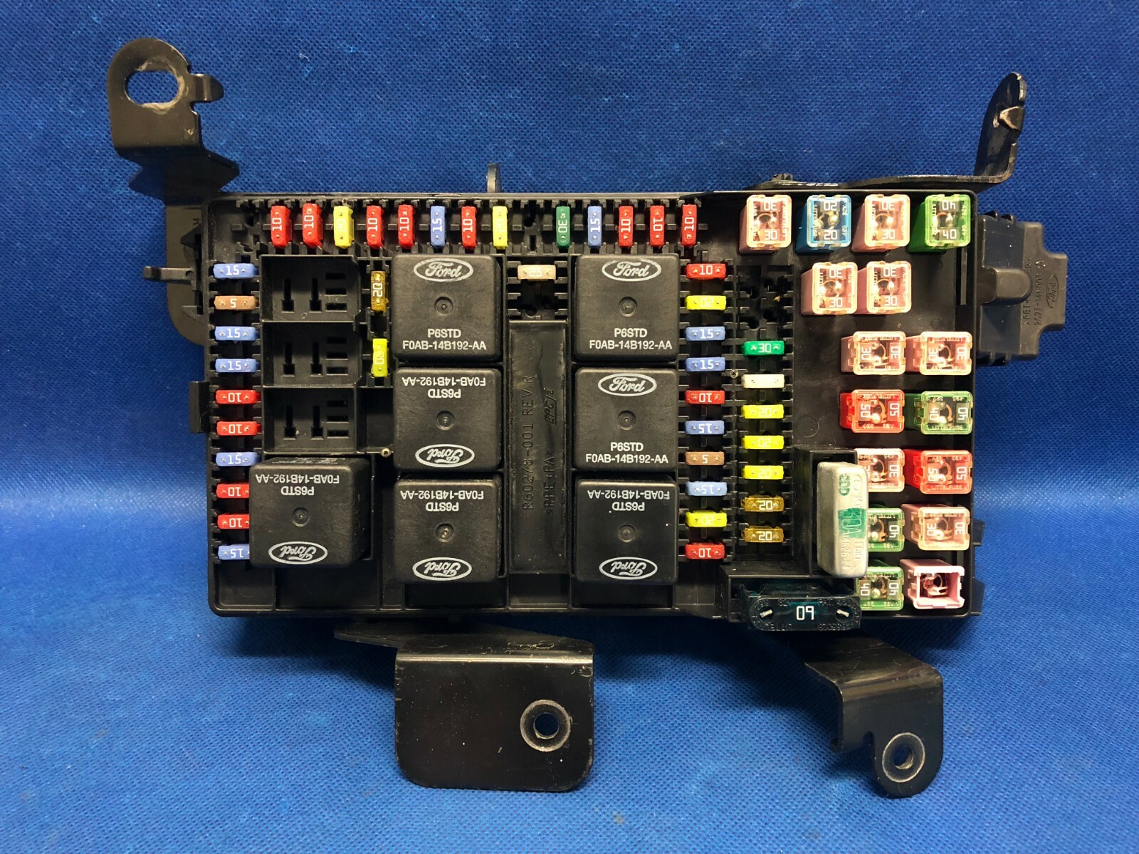 Ford F350 F250 INTERIOR FUSE PANEL JUNCTION BOX RELAY MODULE 2C7T-14A067-AP