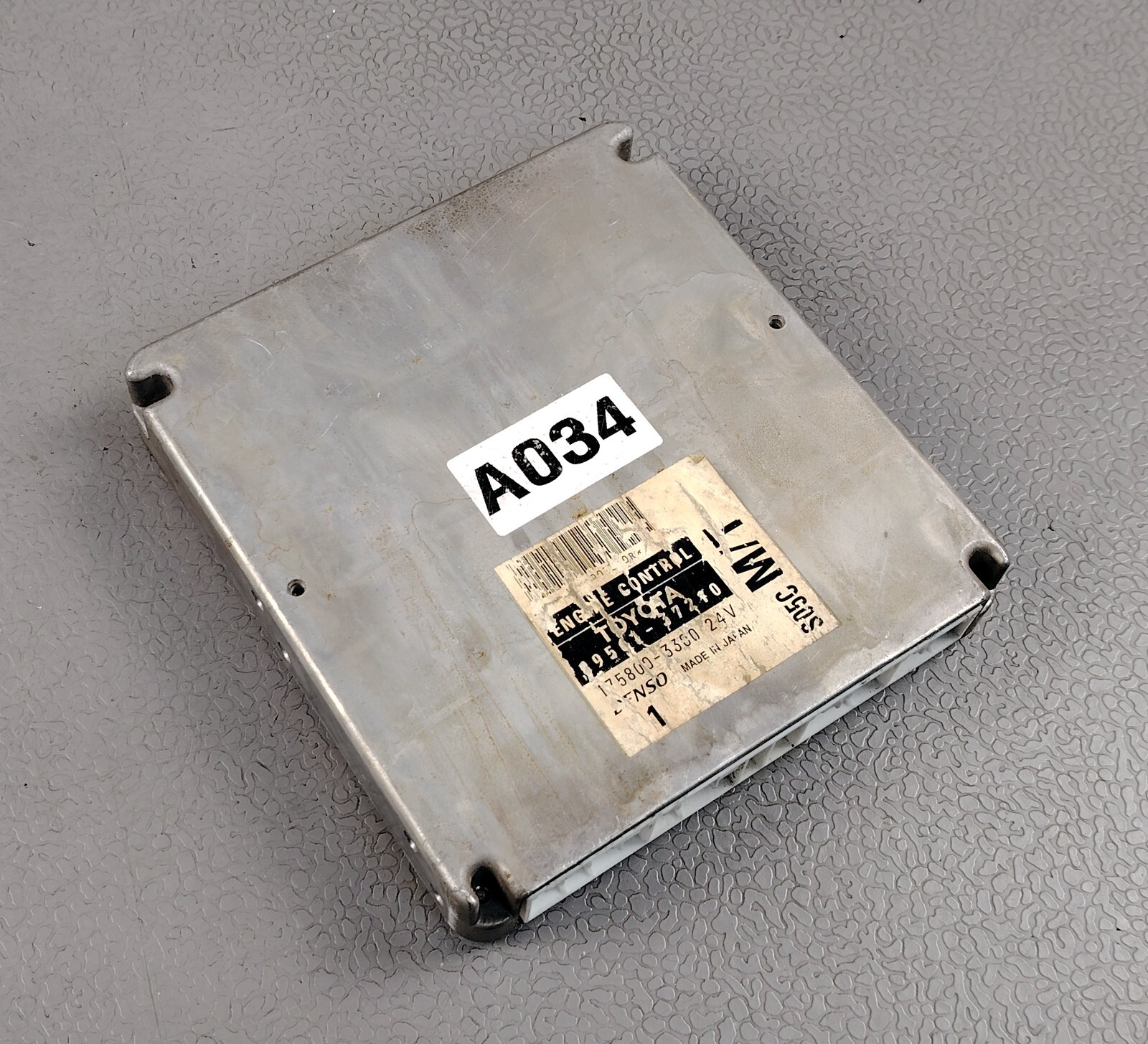 HINO DUTRO XZU347M S05C 24V M/T ENGINE CONTROL UNIT ECU 89561 37210