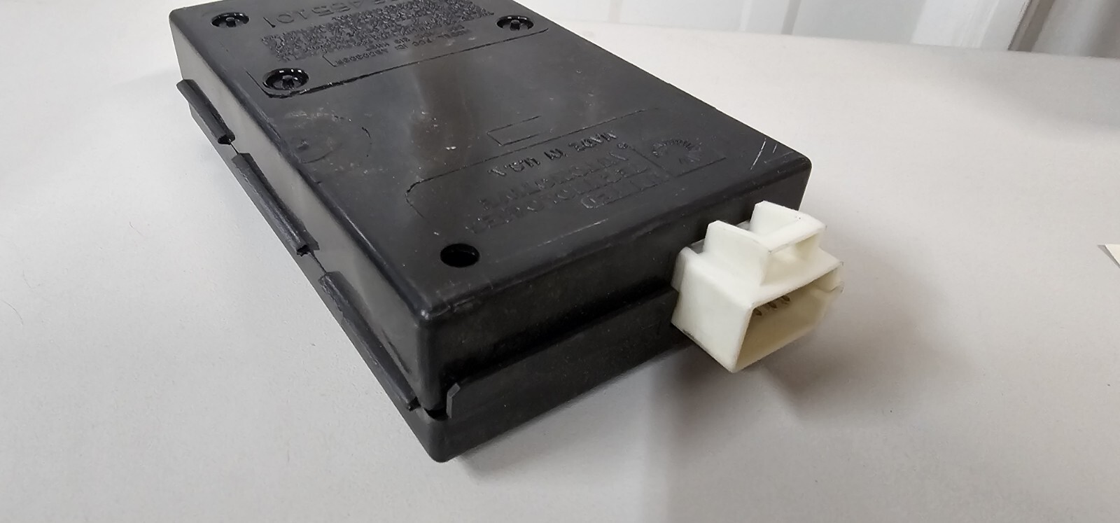 GENUINE GM 25646510 Body Control Module 1985-1999 Riviera Bonneville Aurora