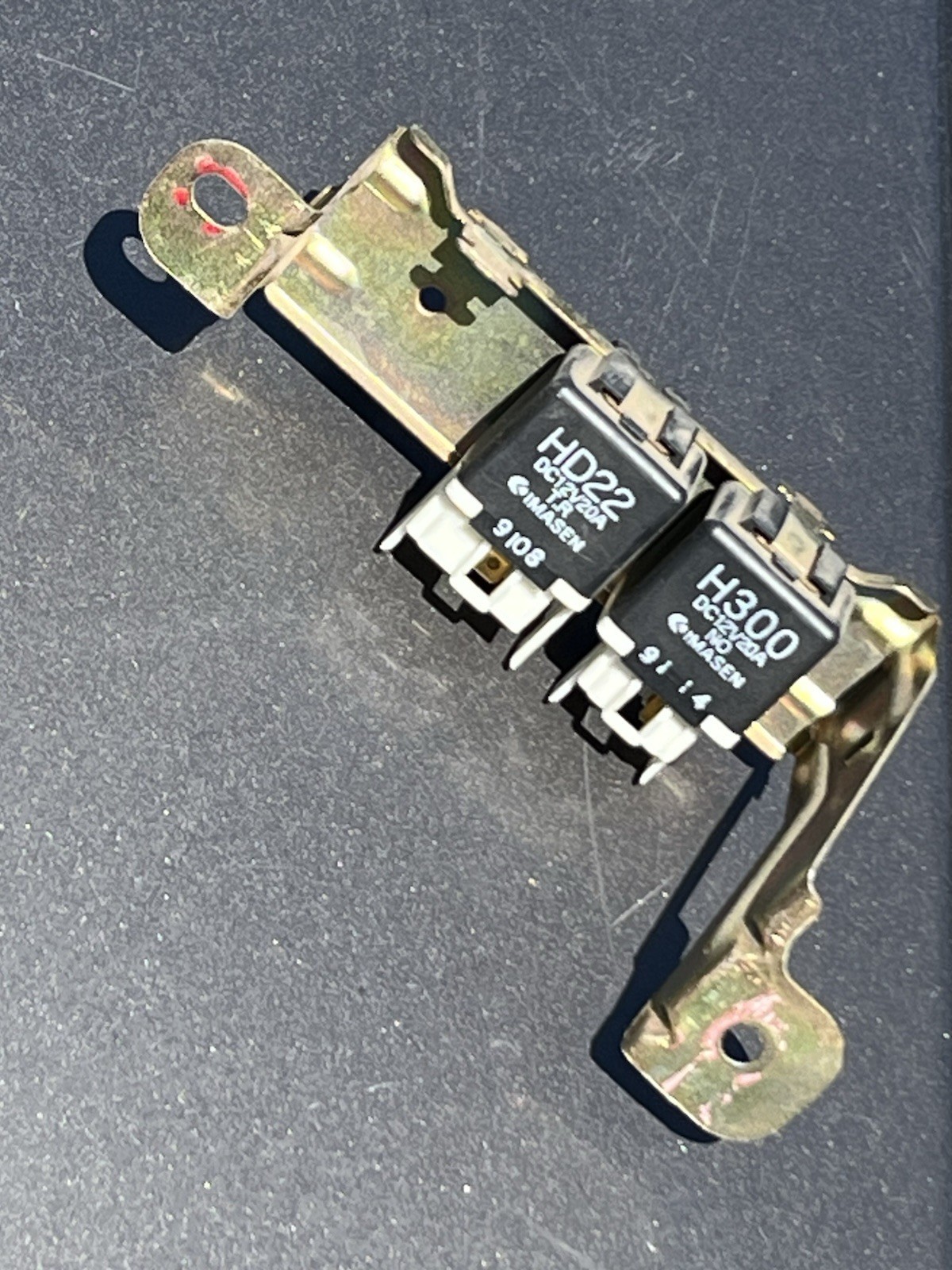 1990-1997 Mazda MX-5 Miata Engine Bay Fuse Relay Bracket OEM W/Warranty