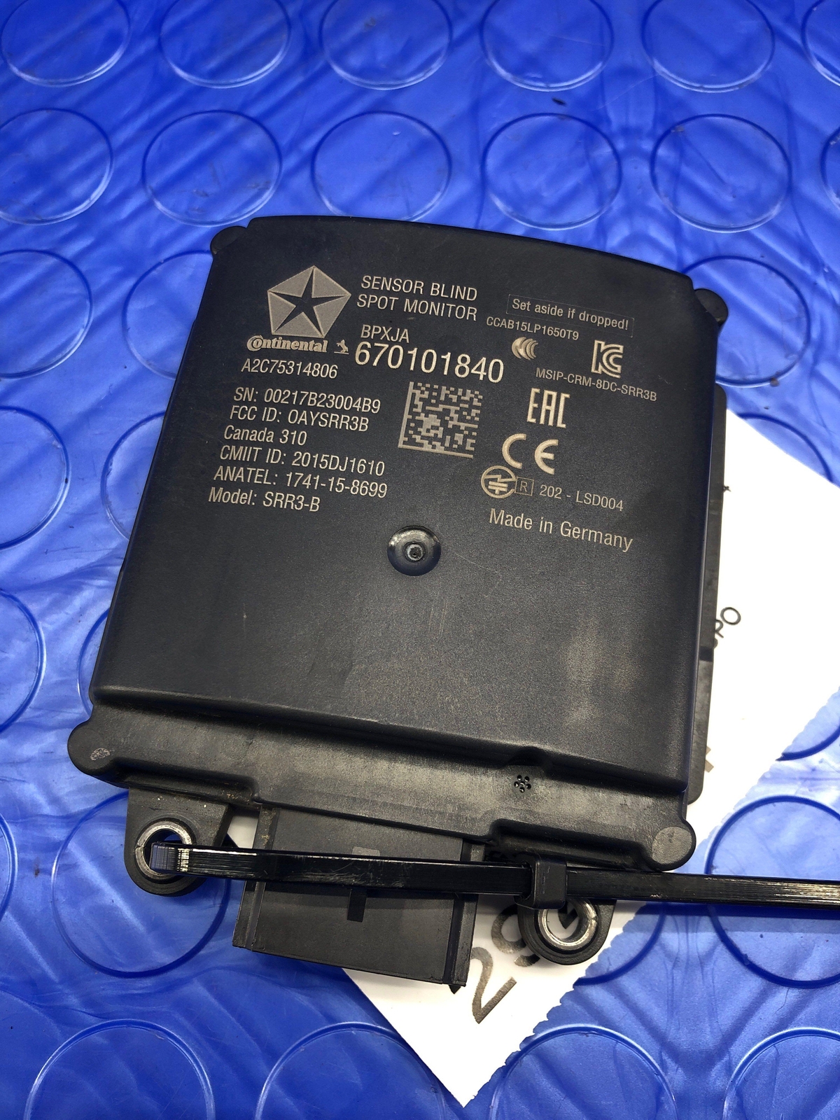 2017-2022 MASERATI LEVANTE REAR RIGHT LEFT BLINDSPOT SENSOR MODULE 670101840 OEM