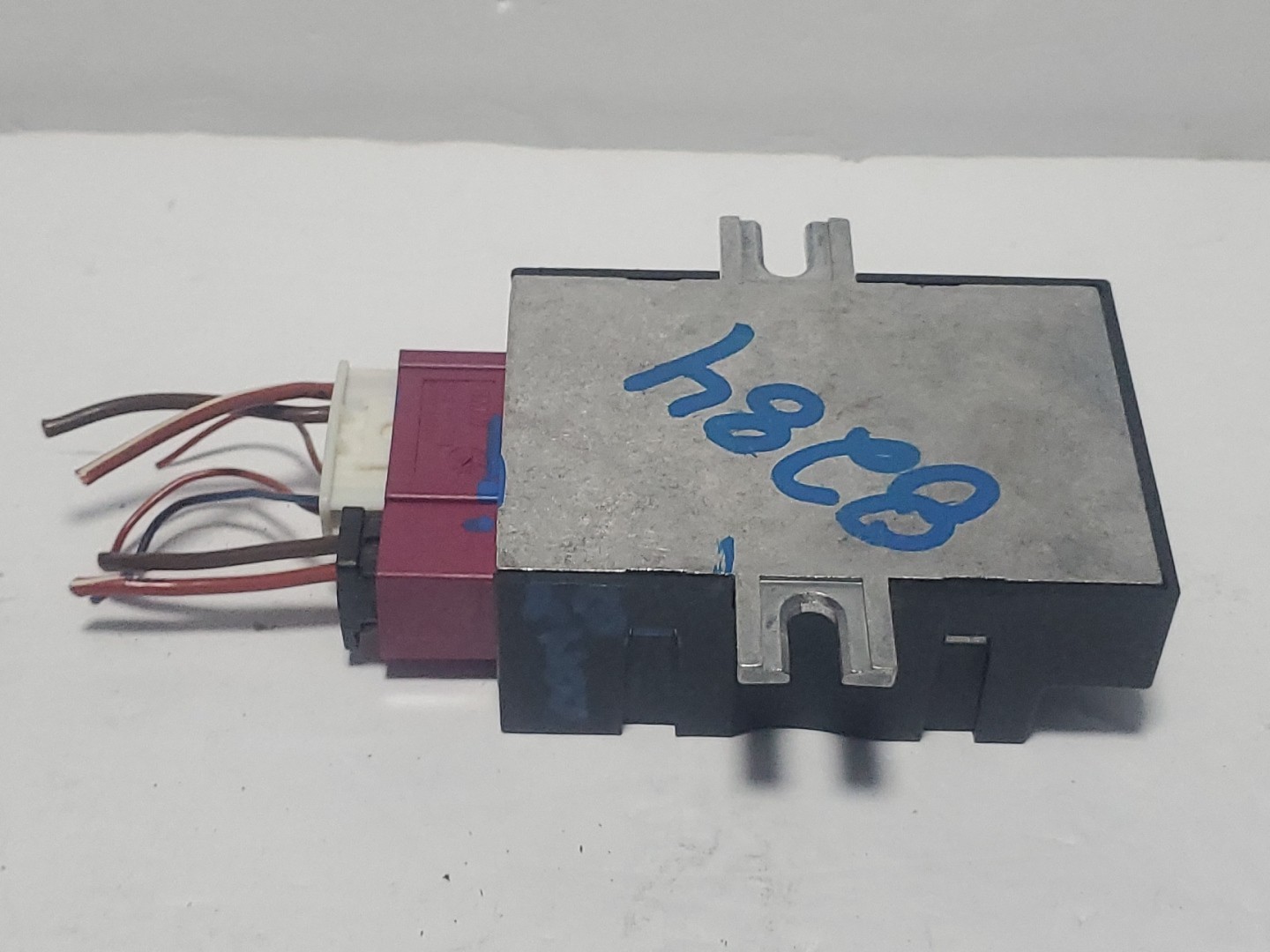 BMW E81 E82 E88 E90 E91 E60 E61 Fuel Pump Control Module Unit EKPM3 7229173 OEM