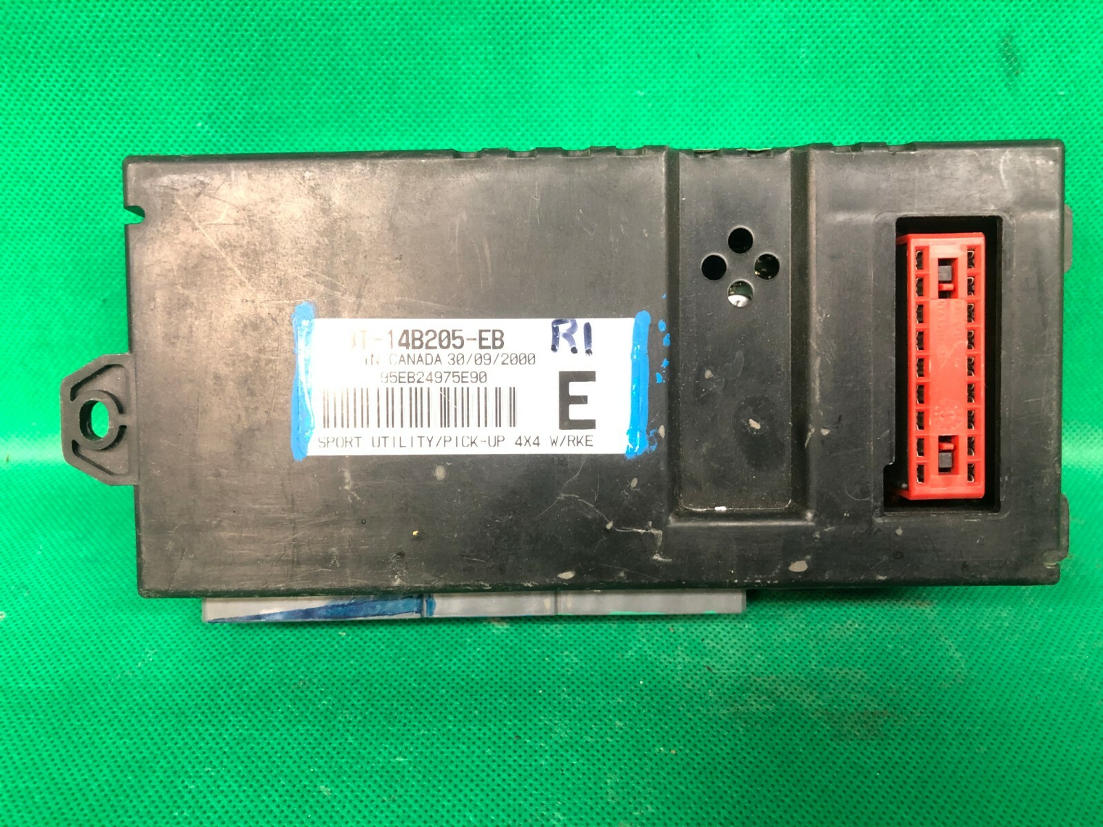 01 FORD EXCURSION FUSE GEM MULTIFUNCTION BCM MODULE 1C3T-14B205-EB E