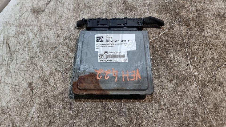 Volkswagen Passat Engine Control Unit ECU 2.0 Semi Auto 2006 B6 03G906018AS