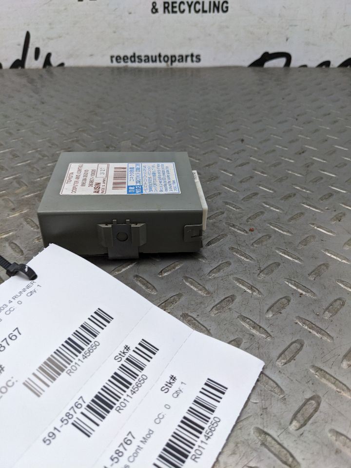 Chassis ECM Transfer Case Right Hand Kick Panel Fits 03-09 4 RUNNER 1145650