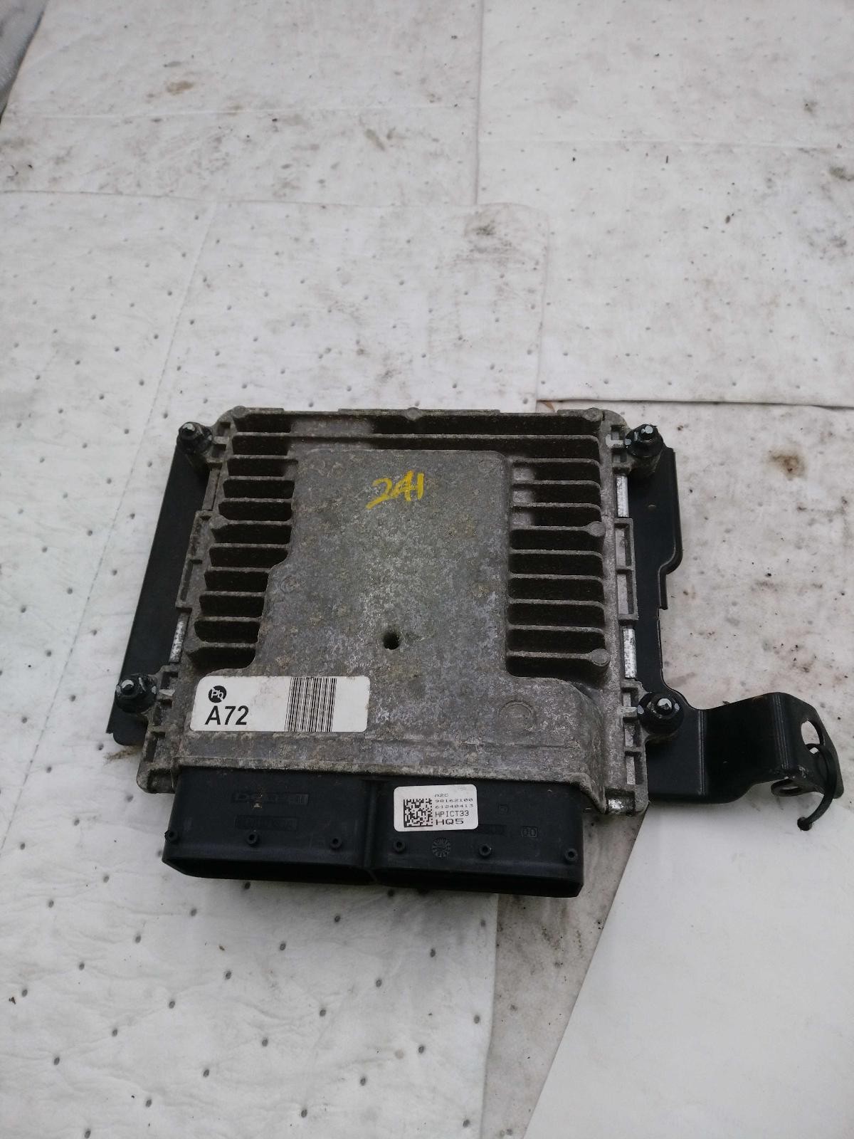 Used Engine Control Module (ECM) fits: 2017 Hyundai Elantra Electronic Control M