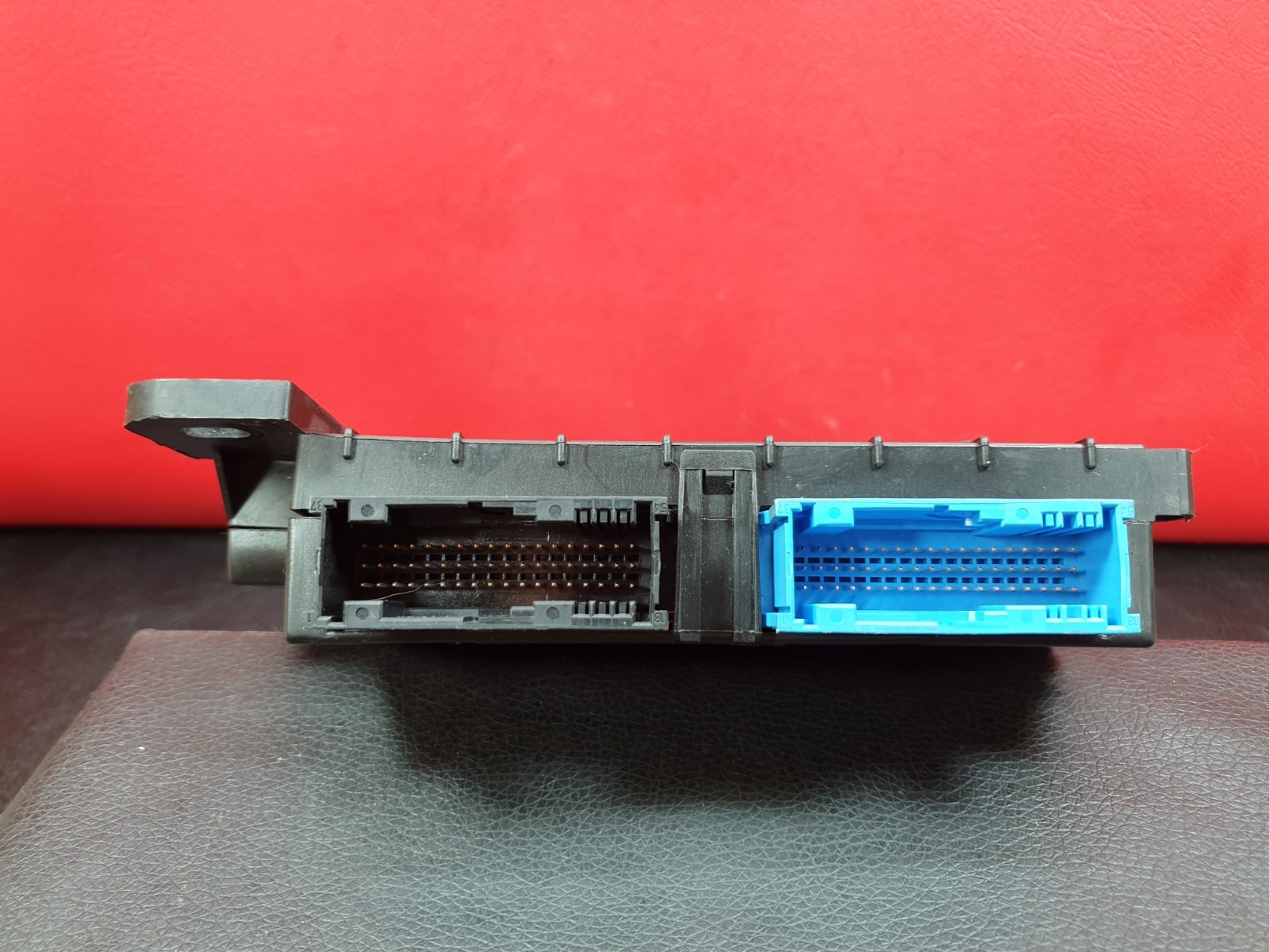 6949289 / 57762110 Mini Cooper R50 R53 BCM Body Control Module Unit