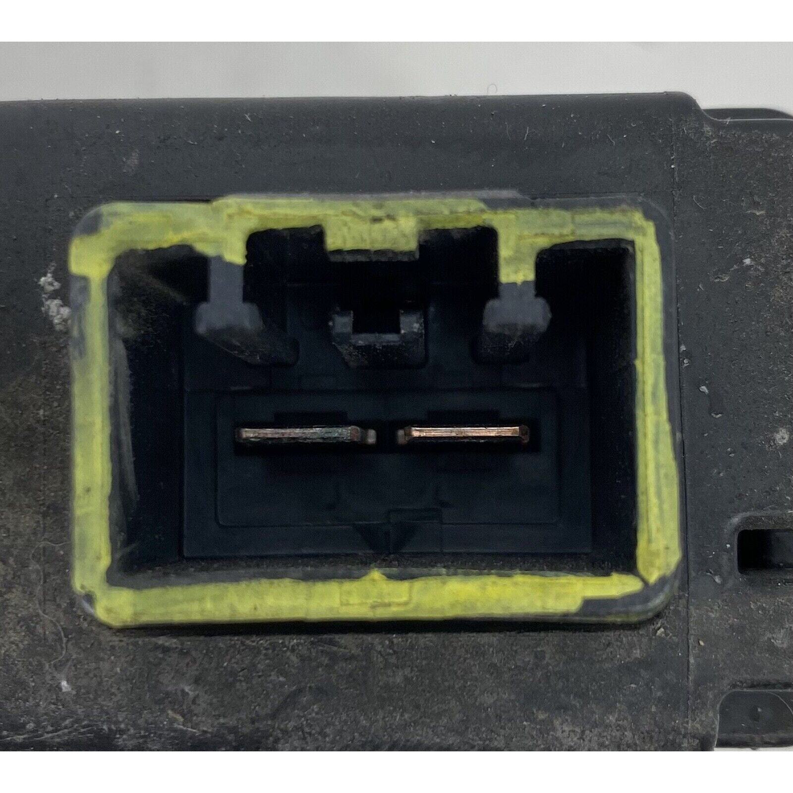 2015 Chrysler Town & Country Power Liftgate Control Module 68192335AB OEM