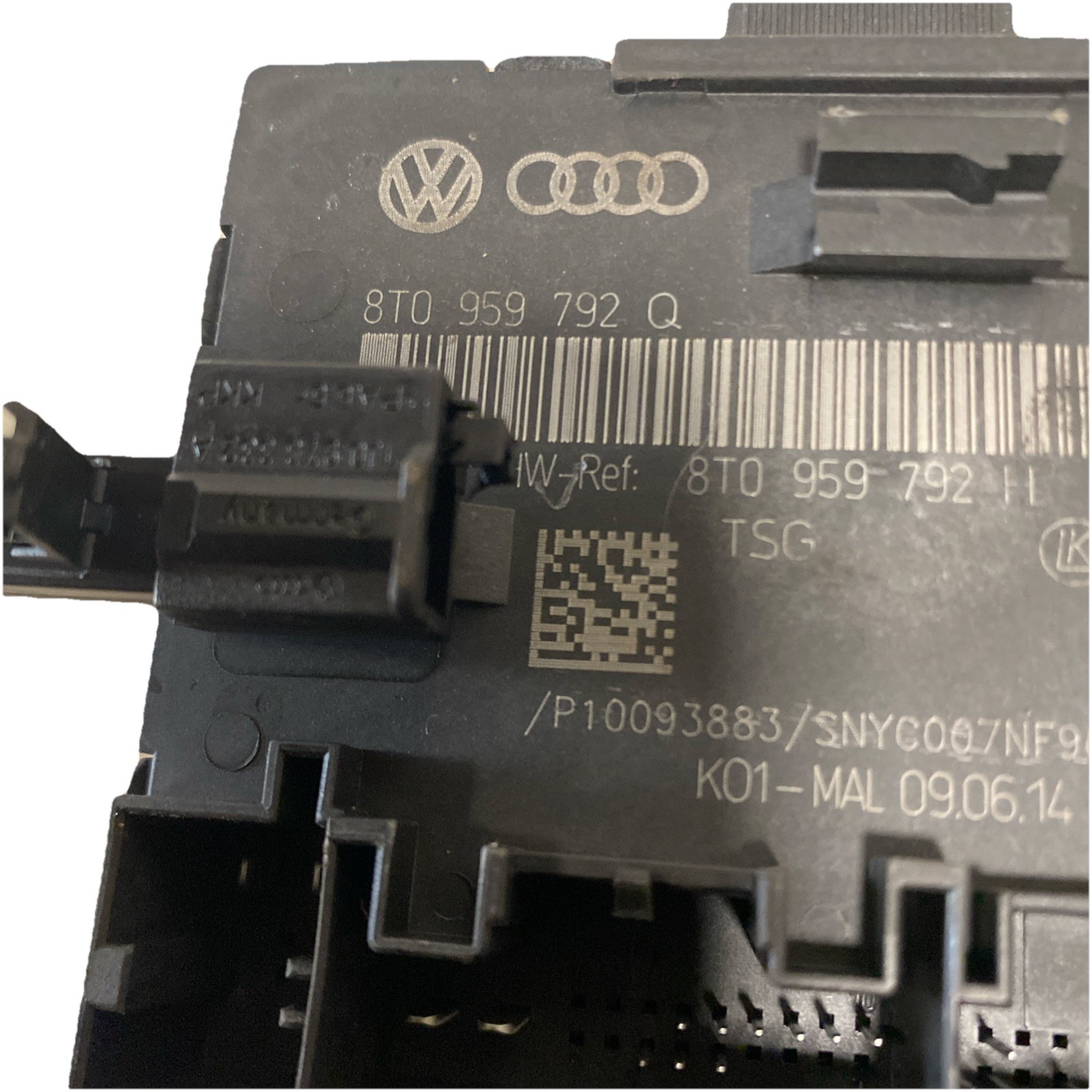 AUDI A5 8T DOOR CONTROL MODULE ECU FRONT LEFT PASSENGER 8T0959792Q 8T0959792H