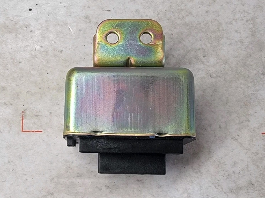 1991-1993 Mitsubishi 3000GT Dodge Stealth Fuel Pump MFI Relay E8T07871