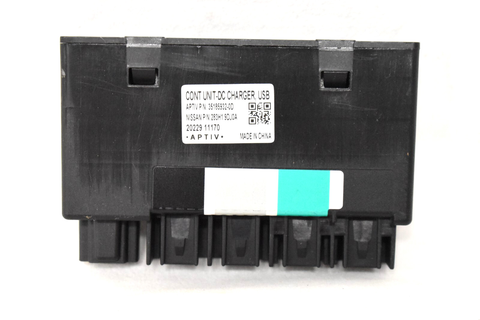 2019 – 2023 NISSAN MAXIMA DC CHARGER USB CONTROL MODULE UNIT 283H19DJ0A OEM