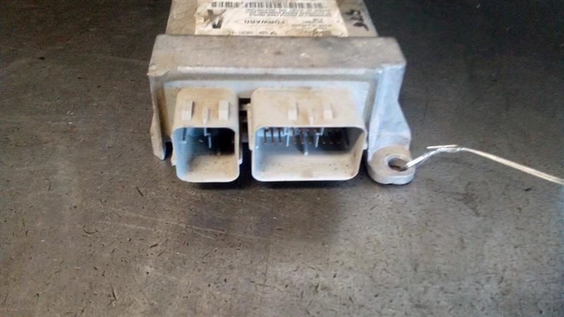SRS Control Module From 2001 FORD RANGER Chassis ECM 7190766