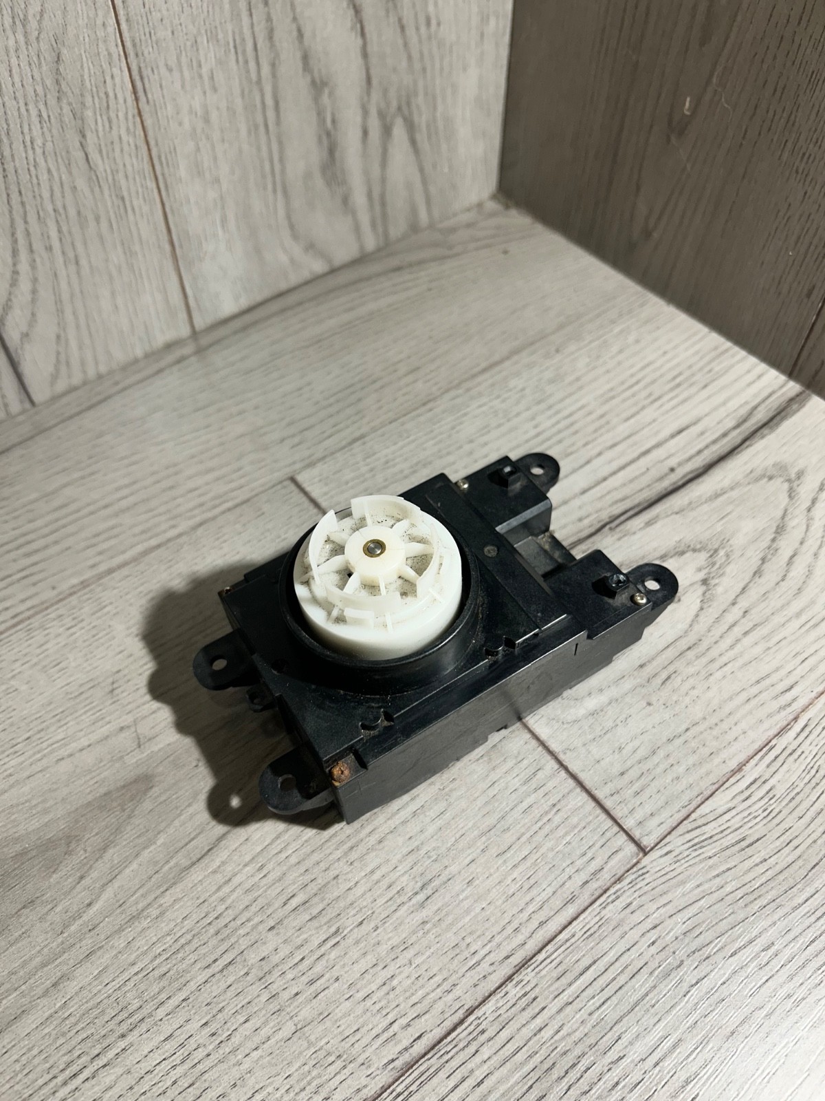 BMW 5 Series E60 E61 6944884 Navigation iDrive Controller Knob Push Button