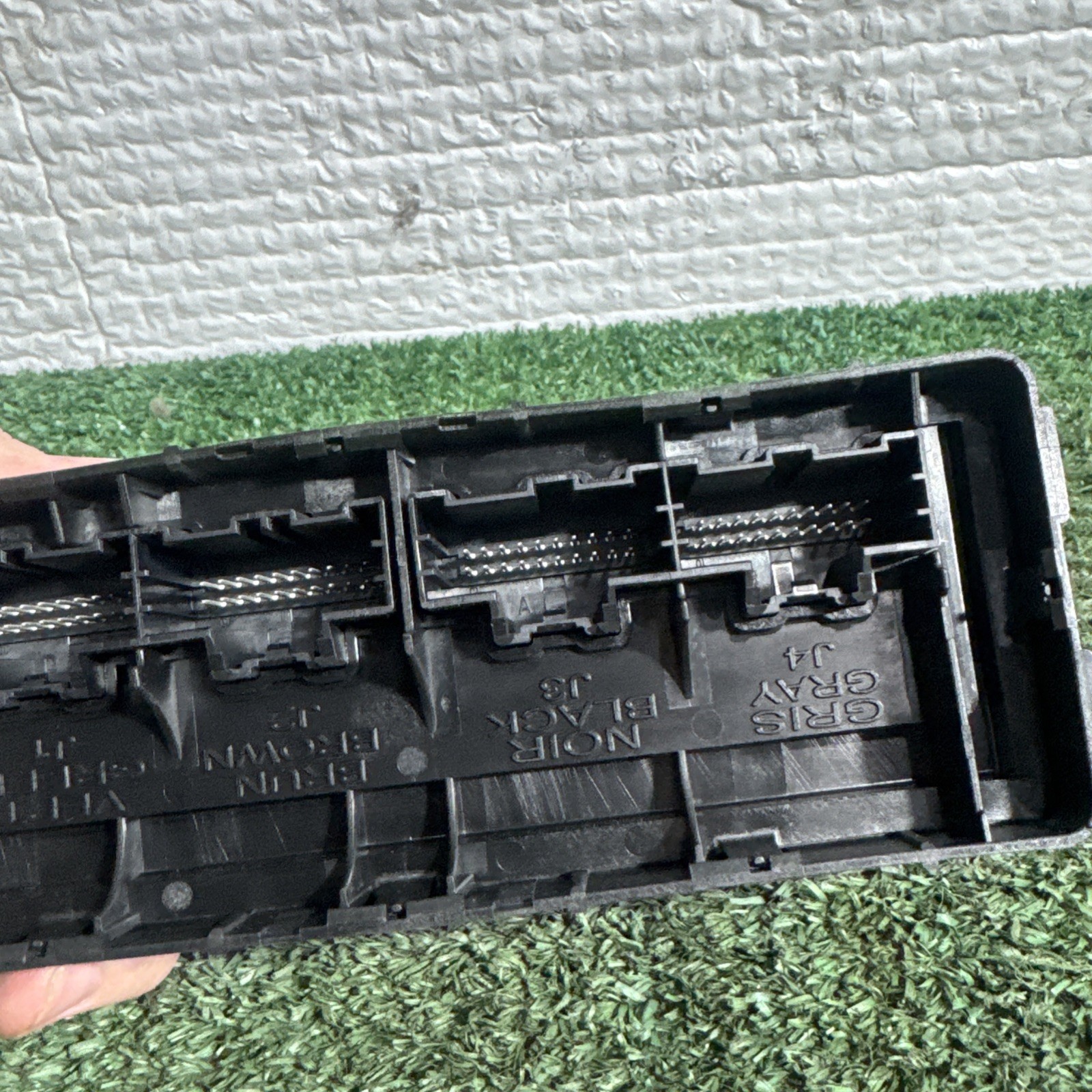 2012 EQUINOX TEMP ECU 13583309