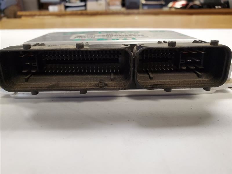 Engine ECM Electronic Control Module 2.8L Fits 04 PASSAT 322303