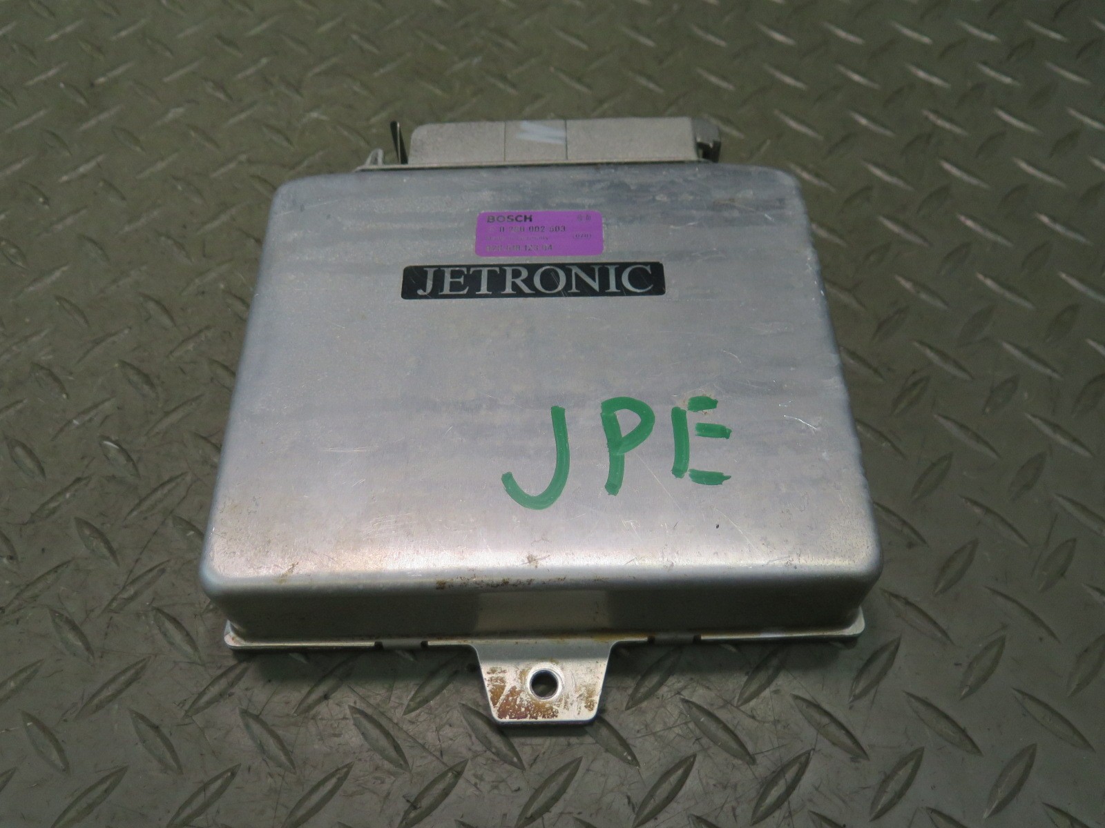 1985-1986 PORSCHE 928 M28.44 ENGINE ECU ECM COMPUTER CONTROL MODULE 92861812304