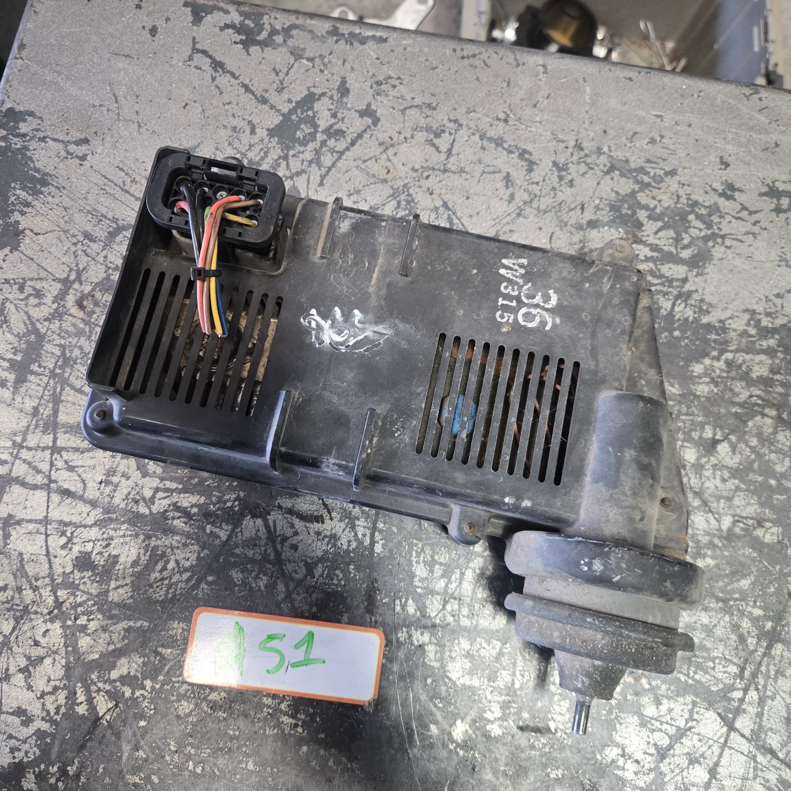 Volvo 240 Chrysler Ignition Control Unit Computer Ecu – 1346105