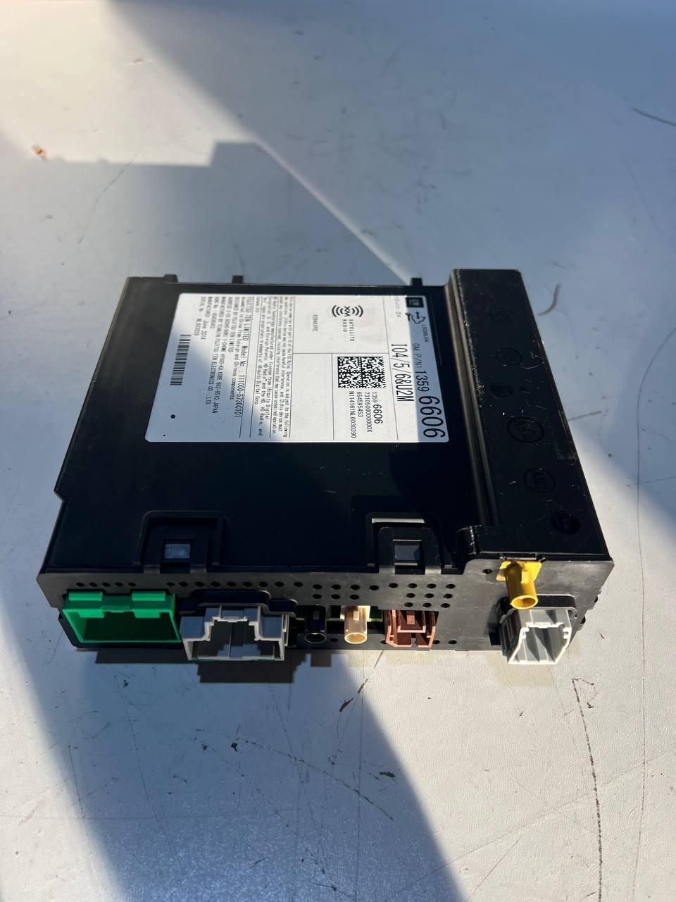 13596606 2013-2019 Cadillac ATS CTS XTS Escal OEM Radio Control Receiver Module