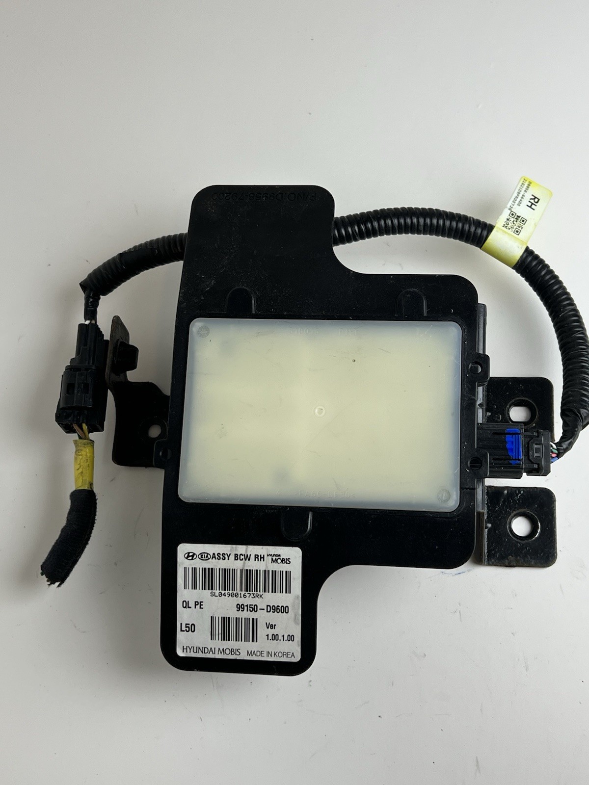 2021 KIA SPORTAGE REAR RIGHT SIDE BLIND SPOT RADAR SENSOR MODULE 99150-D9600 OEM