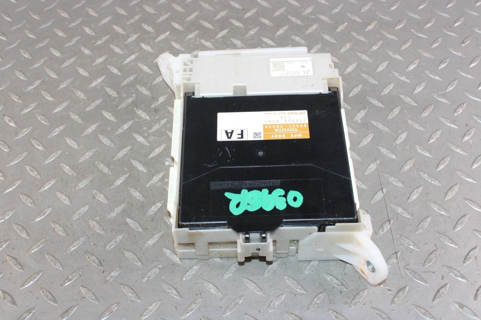 10-19 4 Runner Electronic Multiplex Body Control Module Unit Computer OE Factory